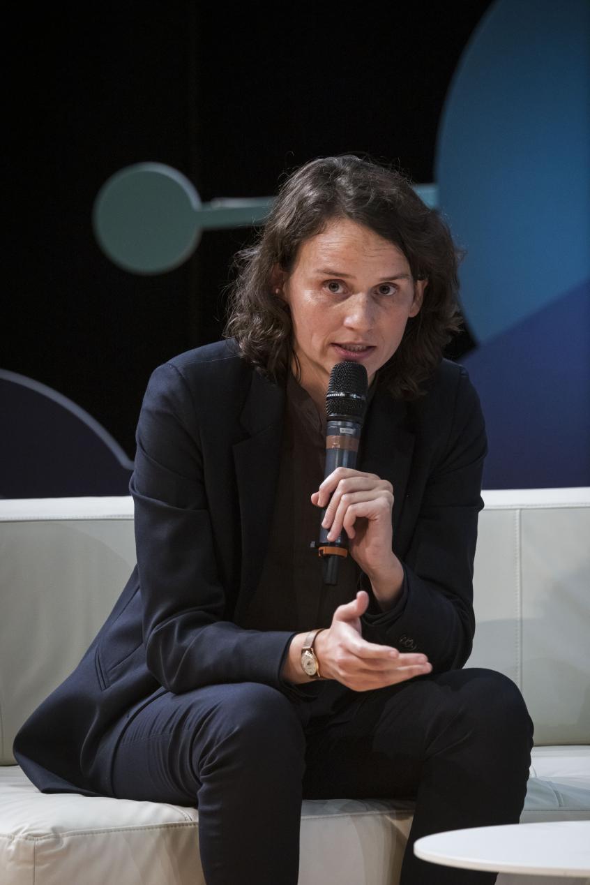 AI's Impact on Alternative Investments