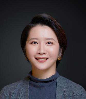 Ada Wen.jpg
