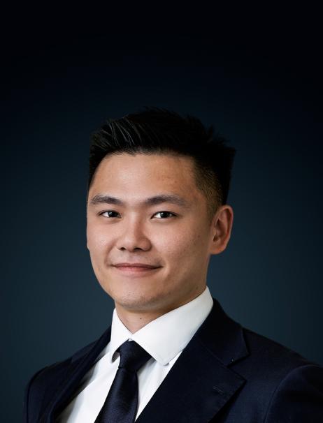 Lee Calvin_0.jpg 